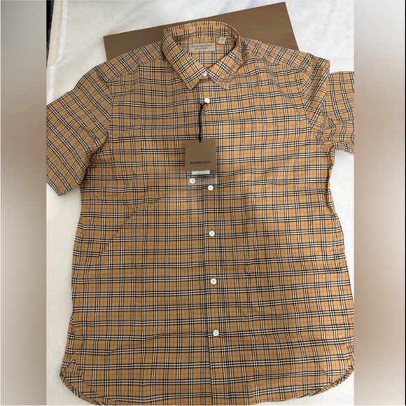 Men’s Burberry short sleeve
Check Cotton Shirt size L - Picture 3 of 4